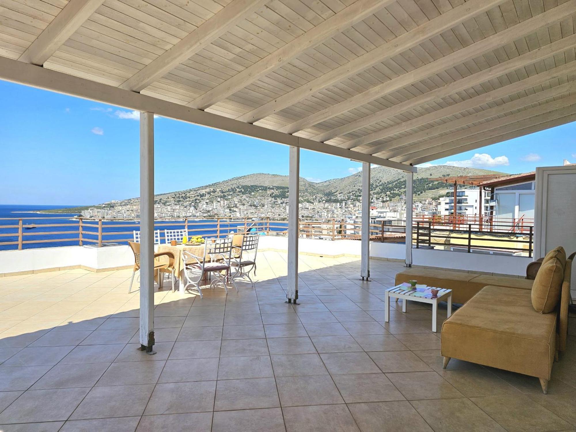 Sunset Penthouse Apartament